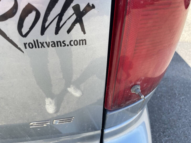 2003 Dodge Grand Caravan SE