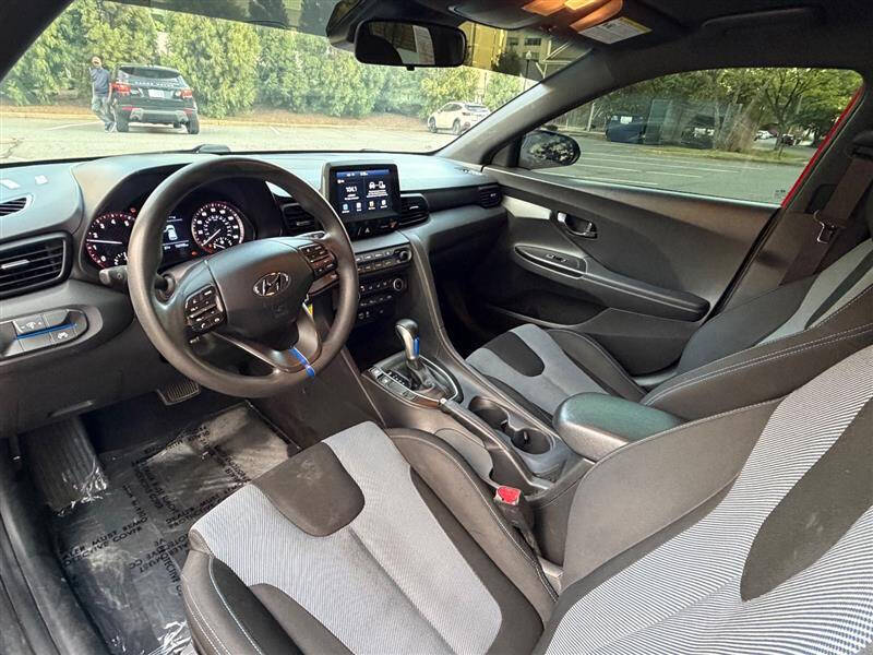 2019 Hyundai Veloster