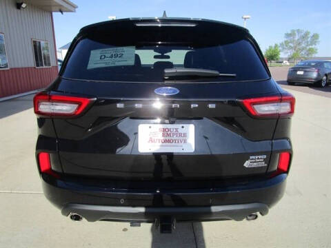 2024 Ford Escape ST-Line Select