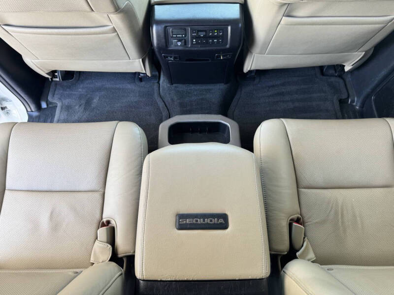 2015 Toyota Sequoia Platinum