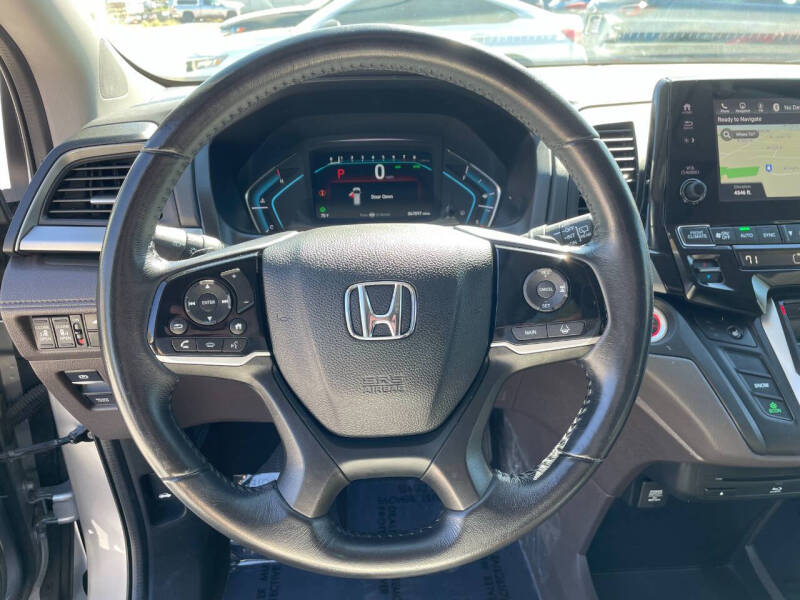 2019 Honda Odyssey EX-L photo 17