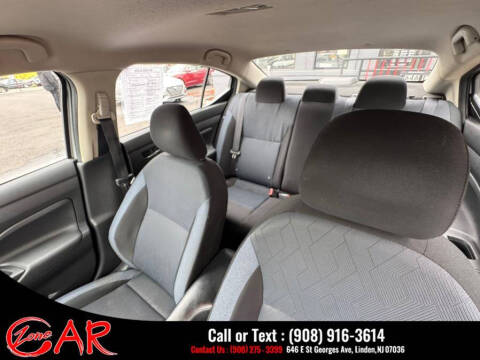 2023 Nissan Versa SV