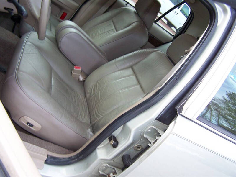 2004 Mercury Grand Marquis GS