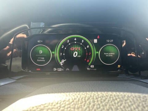 2022 Volkswagen Golf GTI Autobahn