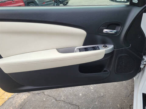 2012 Chrysler 200 Limited