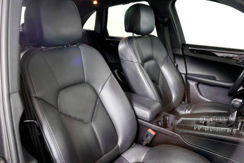 2016 Porsche Macan S