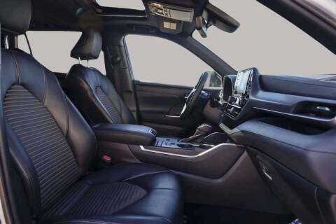 2022 Toyota Highlander XSE