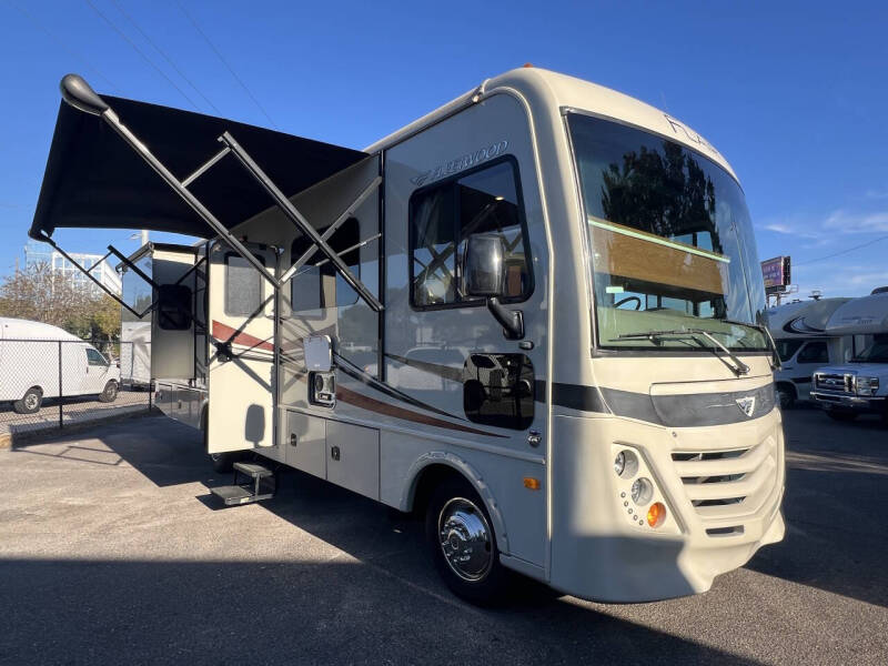 2017 Ford F-53's photo