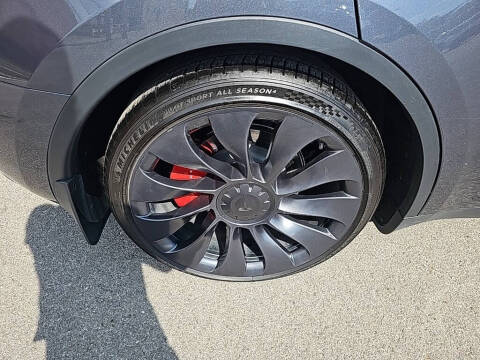 2023 Tesla Model Y Performance