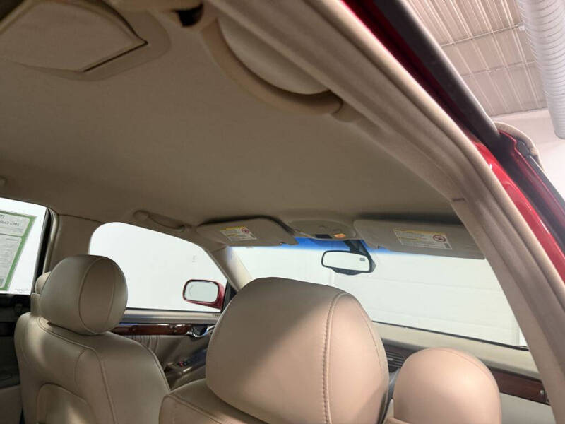 2005 Cadillac DeVille DHS