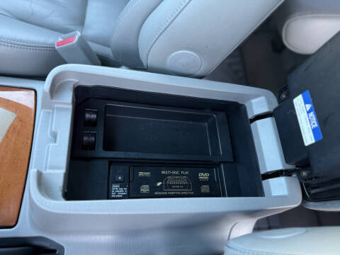 2005 Lexus LX 470