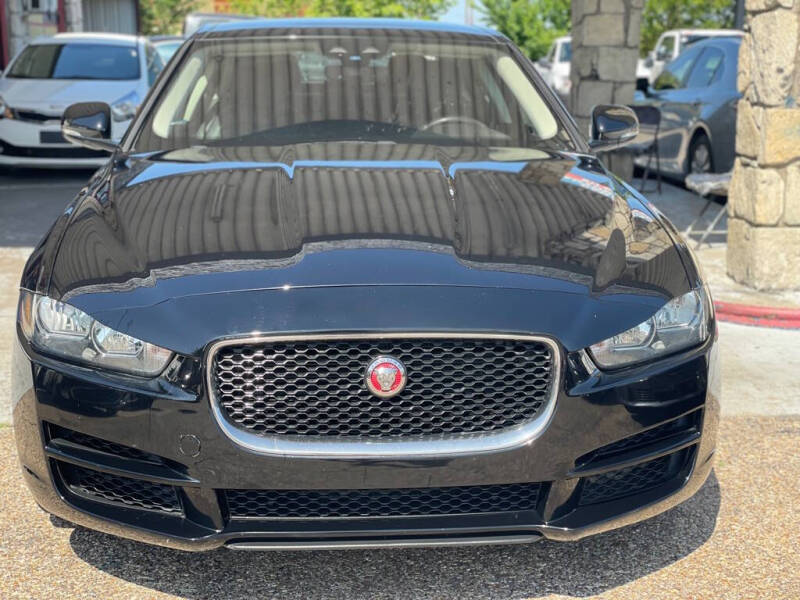 2019 Jaguar XE