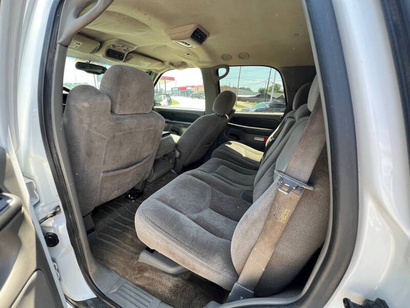 2003 Chevrolet Tahoe LS