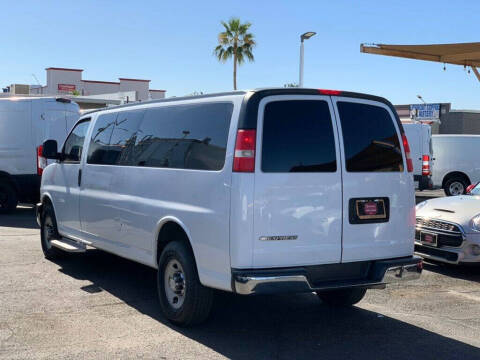 2017 Chevrolet Express LT 3500