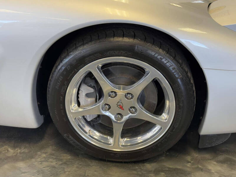 2003 Chevrolet Corvette