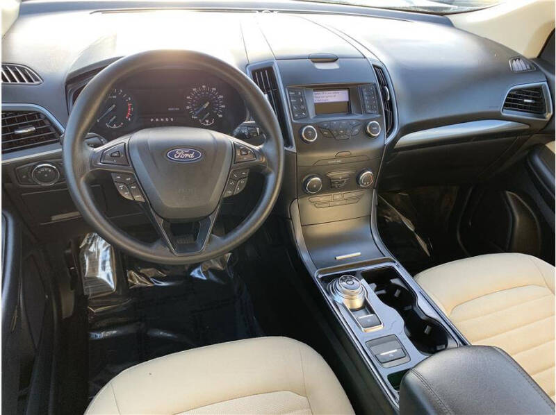 2019 Ford Edge SE