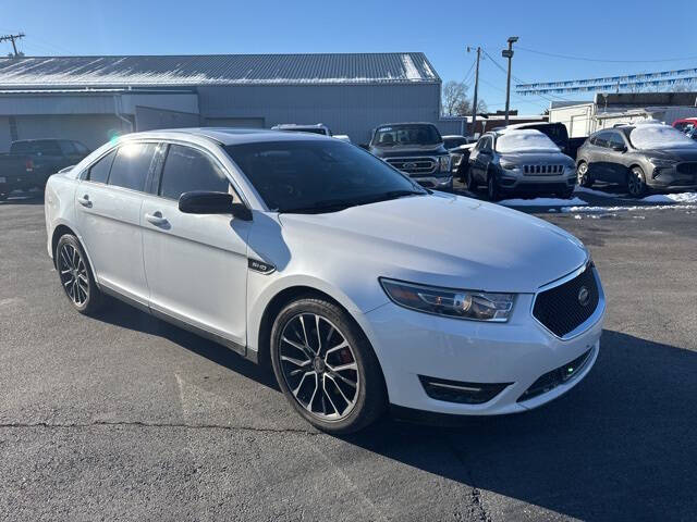 2017 Ford Taurus SHO