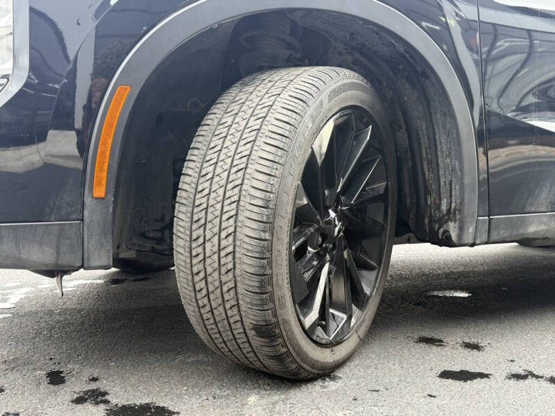 2024 Mitsubishi Outlander SE