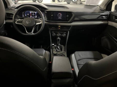 2023 Volkswagen Taos SEL 4Motion