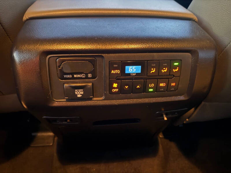 2015 Toyota Sequoia Platinum