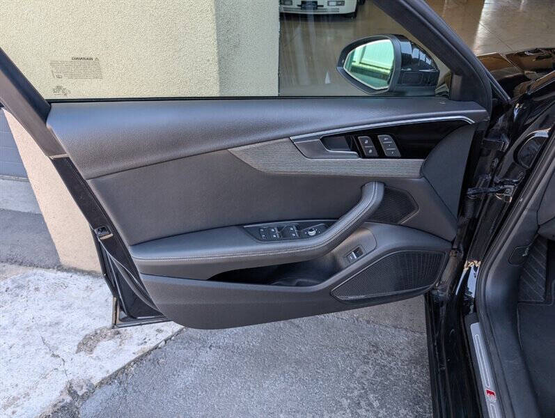 2023 Audi A4 quattro S line Prem Plus 45 TFSI