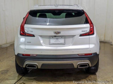 2022 Cadillac XT4 Premium Luxury