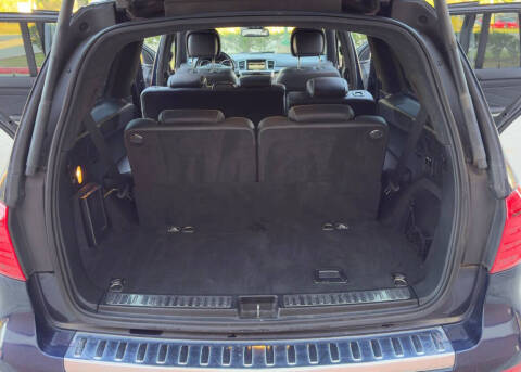 2015 Mercedes-Benz GL-Class GL 550 4MATIC