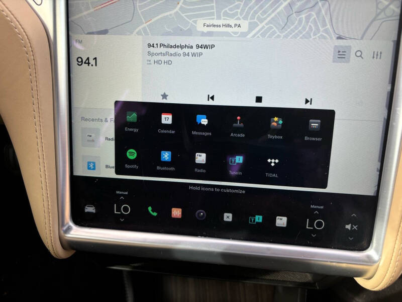 2016 Tesla Model S 70D