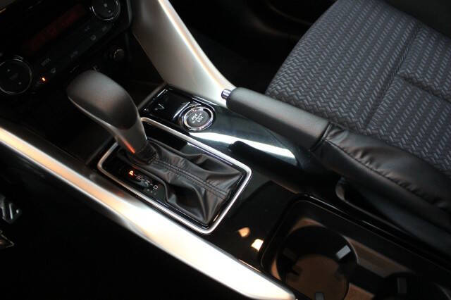 2026 Mitsubishi Eclipse Cross ES