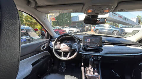 2022 Jeep Compass Latitude Lux