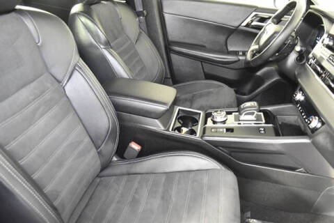 2024 Mitsubishi Outlander PHEV SE