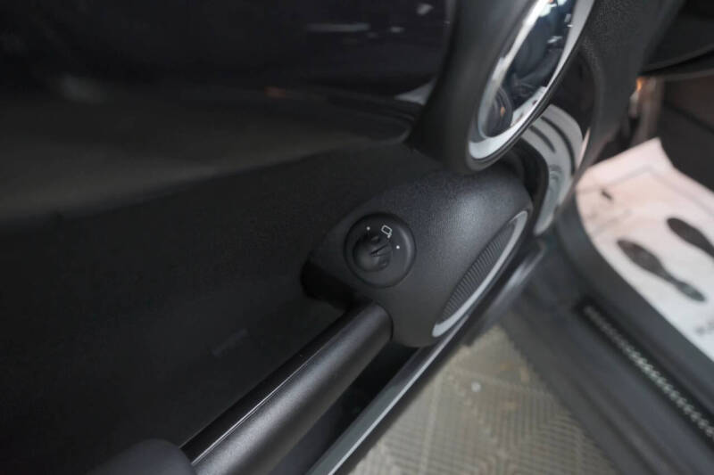 2009 MINI Cooper John Cooper Works