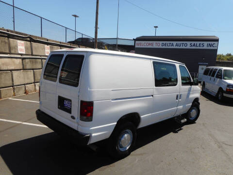 2004 Ford E-Series E-350 SD