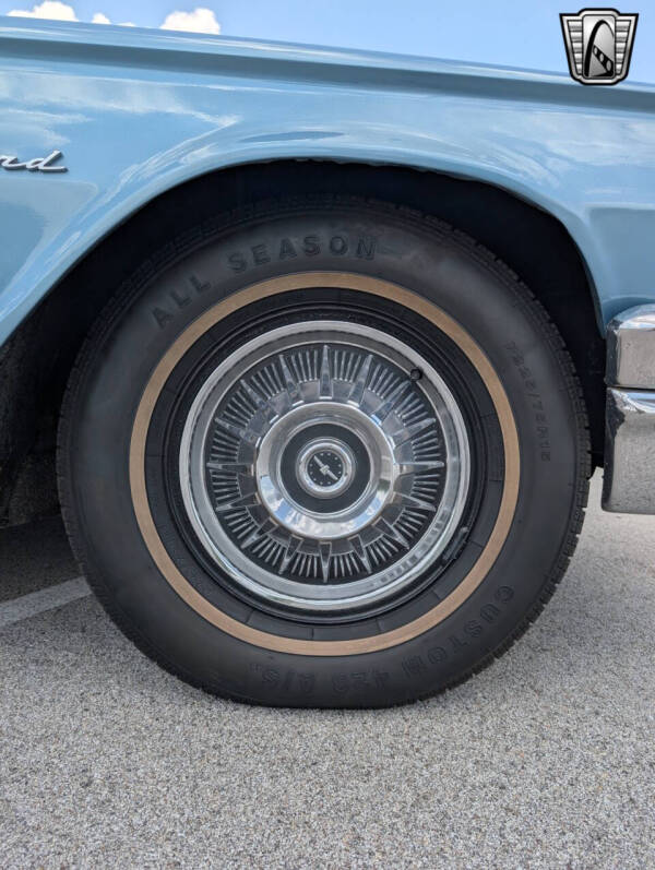 1964 Ford Thunderbird