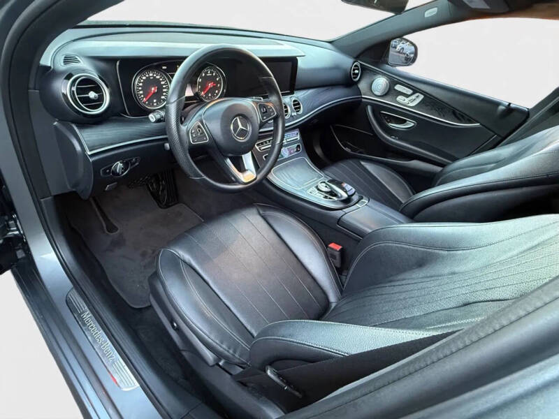 2018 Mercedes-Benz E-Class E 300