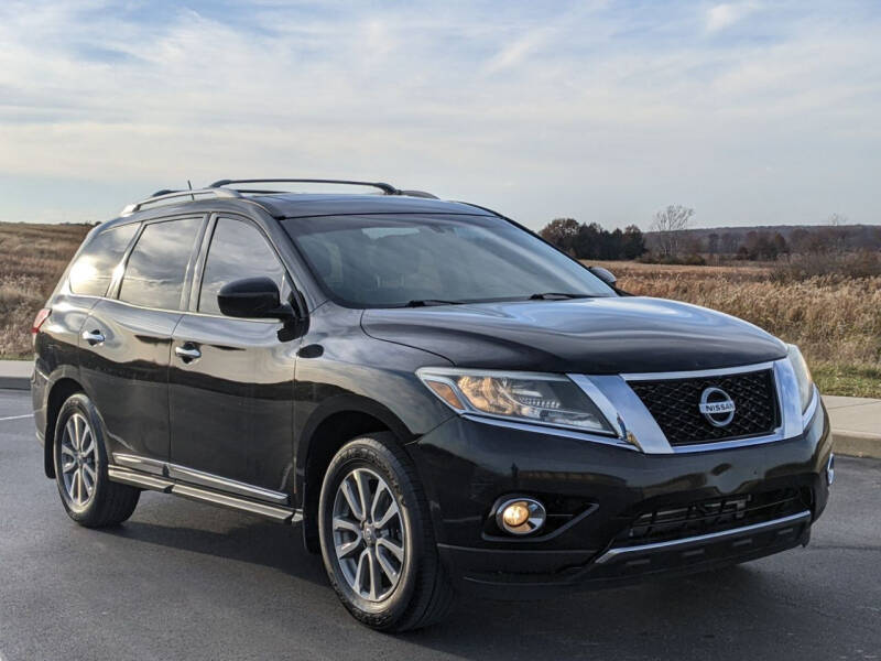 2013 Nissan Pathfinder for sale at Bob Walters Linton Motors in Linton IN