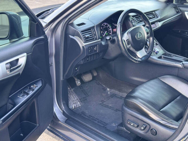 2013 Lexus CT 200h