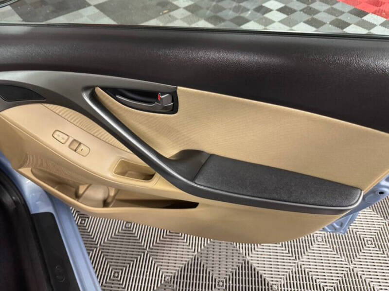 2013 Hyundai Elantra