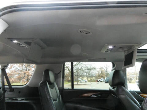 2015 Cadillac Escalade ESV Luxury