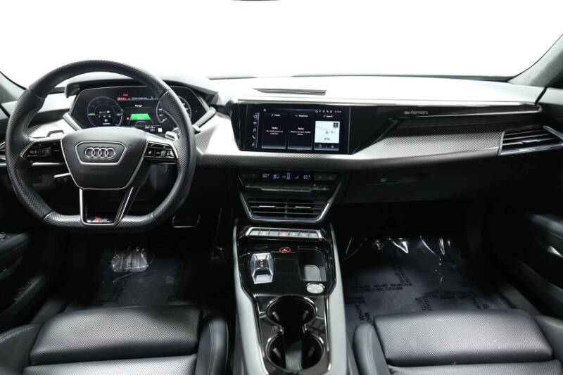 2022 Audi RS e-tron GT quattro