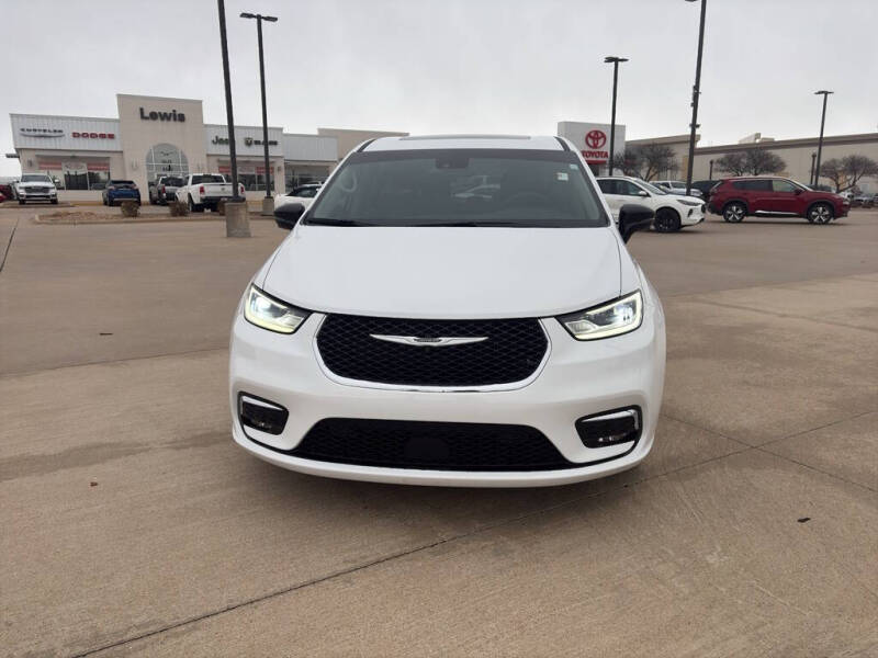 2024 Chrysler Pacifica Limited