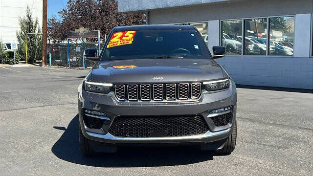 2025 Jeep Grand Cherokee Summit