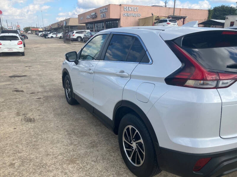 2022 Mitsubishi Eclipse Cross ES