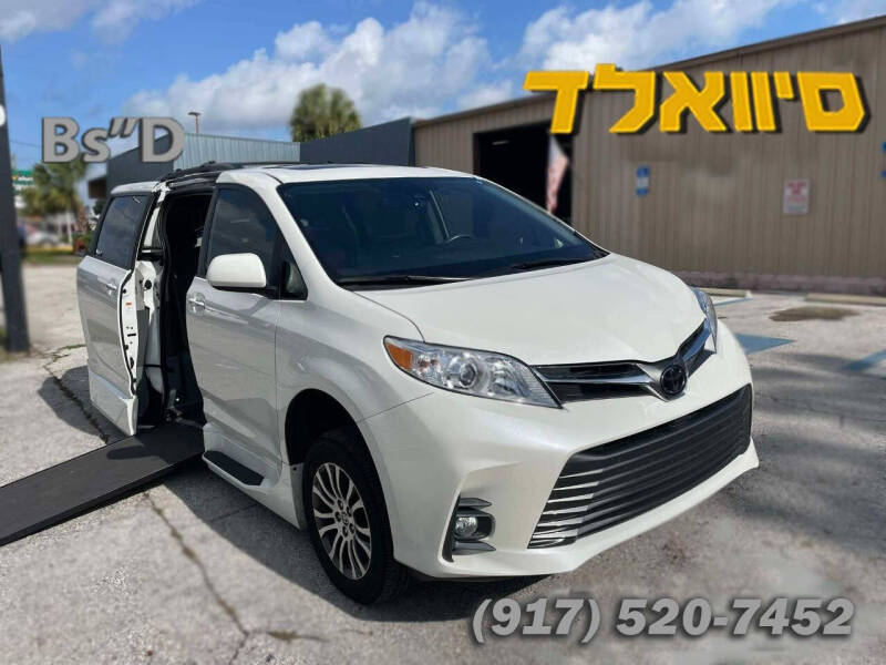 2020 Toyota Sienna for sale at Seewald Cars in Coram NY