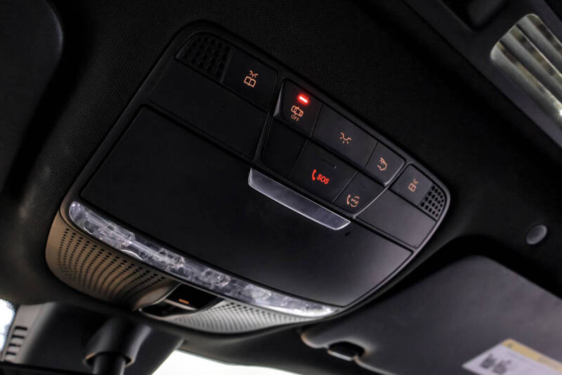 2020 Mercedes-Benz GLC GLC 300 4MATIC