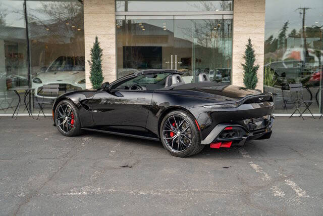 2021 Aston Martin Vantage 2