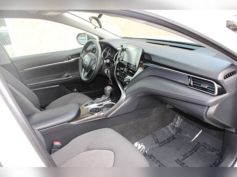 2021 Toyota Camry LE