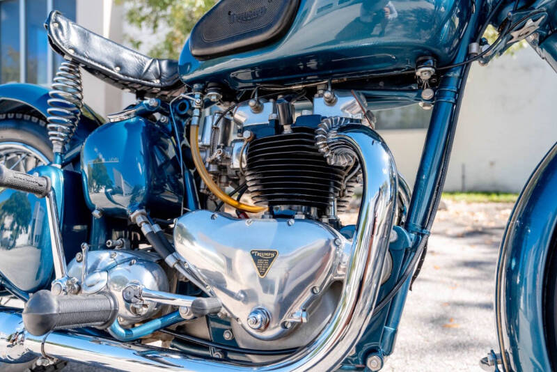 1952 Triumph Thunderbird