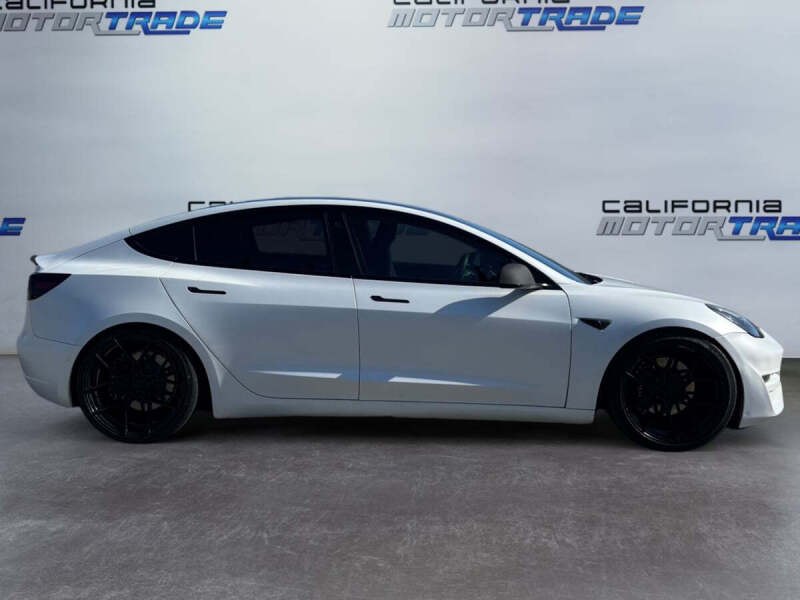 2021 Tesla Model 3 Long Range