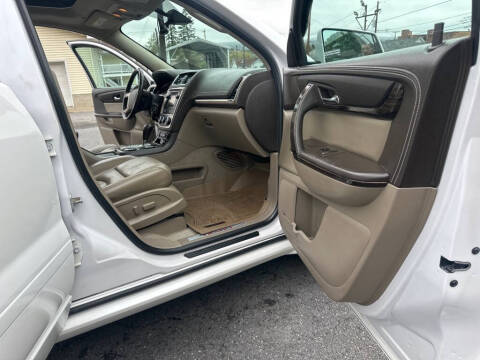 2016 GMC Acadia Denali